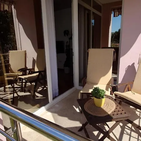 Apartments Lola Rovinj Exterior photo