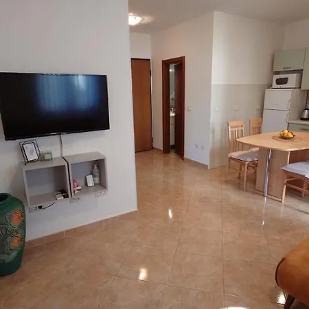 Apartments Lola Rovinj Exterior photo