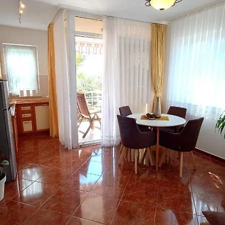 Apartments Lola Rovinj Exterior photo