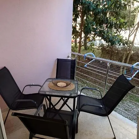 Apartments Lola Rovinj Exterior photo
