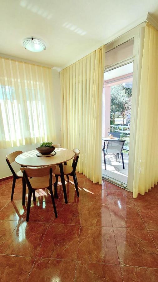 Lola Apartma